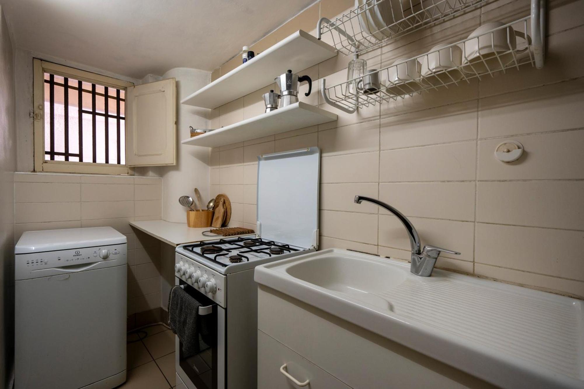 バーリZaum House, Quartiere Umbertino. 120 Mqアパートメント エクステリア 写真